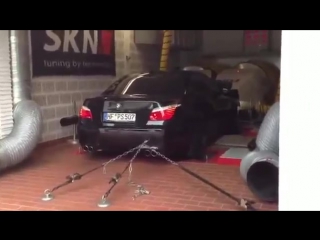 bmw m5 e60. the most gorgeous sound of the atmospheric v10